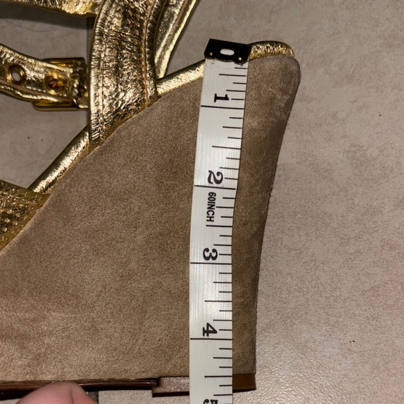 Goldenbleu Perforated Gold Mesh Platform Sandals - Picture 8 of 9